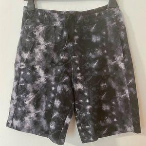 Mens 90 degrees by reflex Black Tie Dye everyday shorts size small